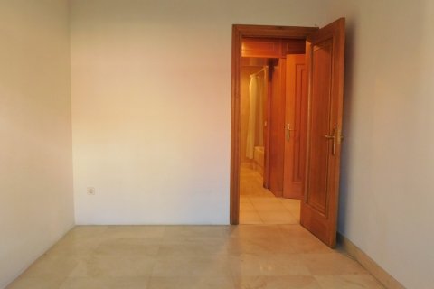 House for sale in Madrid, Spain 7 bedrooms, 484 sq.m. No. 3510 - photo 13