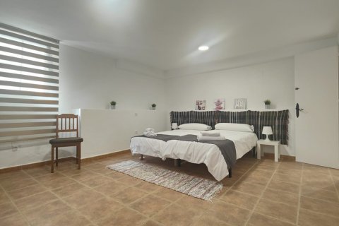 House for sale in Marbella, Malaga, Spain 4 bedrooms, 265 sq.m. No. 62053 - photo 29