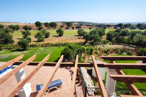 Villa for sale in Cadiz, Spain 6 bedrooms, 435 sq.m. No. 61980 - photo 9