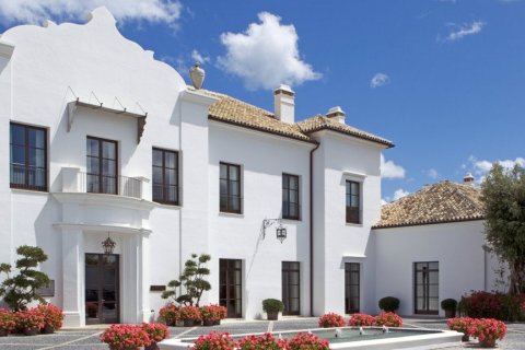 Villa for sale in Casares, A Coruna, Spain 5 bedrooms, 601 sq.m. No. 3209 - photo 7