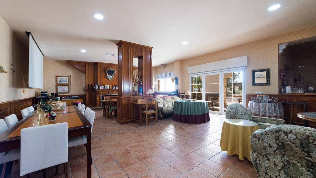 Villa in Malaga, Spanien 6 Schlafzimmer, 2148 m2 Nr. 3651