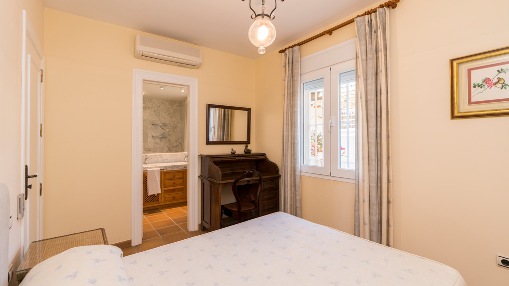 Villa a Torre de Benagalbon, Malaga, Spagna 8 camere da letto, 683 mq. N° 62296