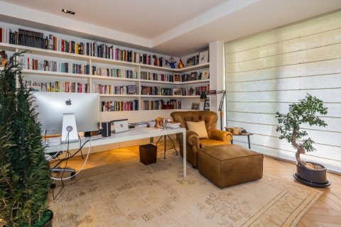 Apartment for sale Madrid, Spain 5 bedrooms, 408 sq.m. No. 61266 - photo 14