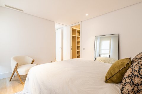 Apartment for sale in Madrid, Spain 2 bedrooms, 210 sq.m. No. 2070 - photo 14