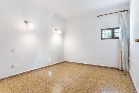 Villa for sale in Pozuelo de Alarcon, Madrid, Spain 6 bedrooms, 582 sq.m. No. 62287 - photo 24
