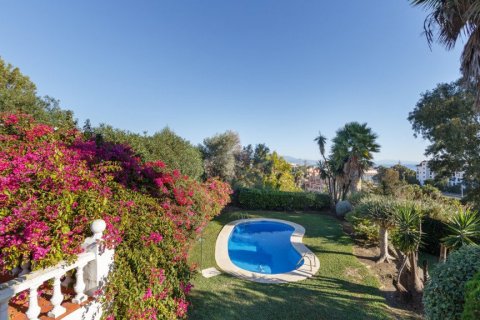 Villa for sale in Manilva, Malaga, Spain 5 bedrooms, 460 sq.m. No. 3275 - photo 12