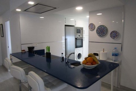 Apartment for sale in Benidorm, Alicante, Spain 3 bedrooms, 144 sq.m. No. 62815 - photo 7