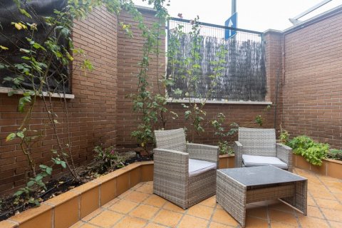 House for sale in Madrid, Spain 5 bedrooms, 249.62 sq.m. No. 62231 - photo 20