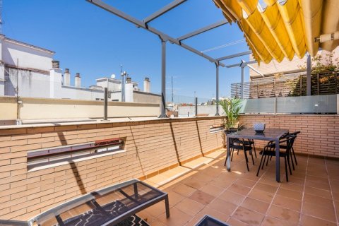 Penthouse for sale in Madrid, Spain 2 bedrooms, 100 sq.m. No. 61232 - photo 25