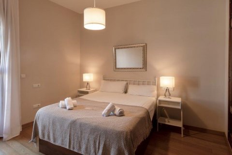 Duplex for sale in Sevilla, Seville, Spain 5 bedrooms, 222 sq.m. No. 61932 - photo 25