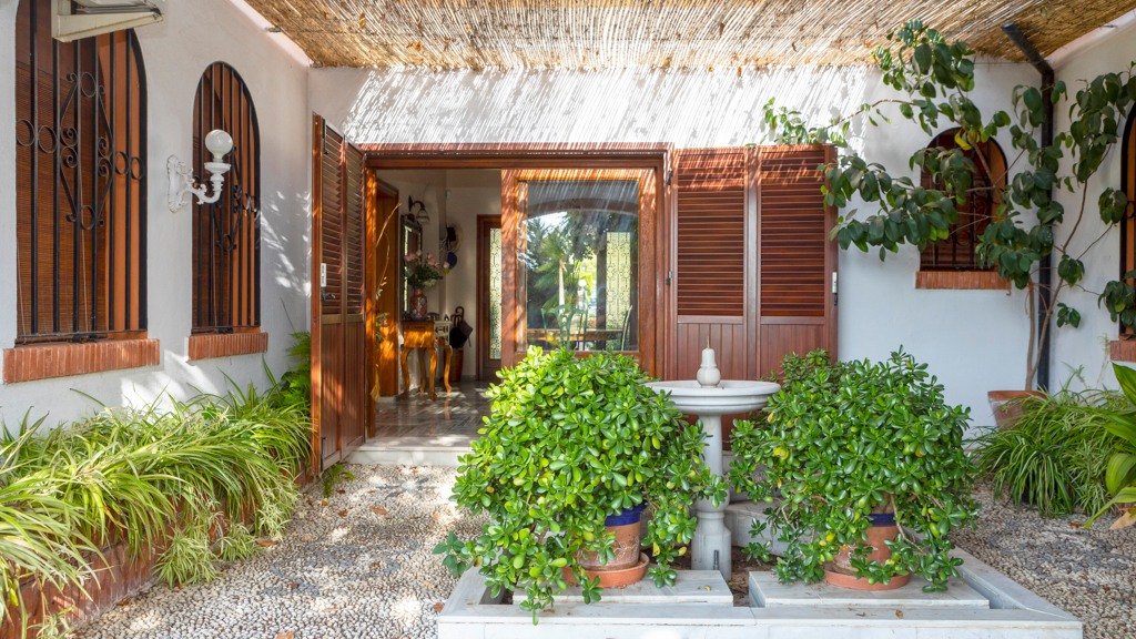 Villa in El Bosque, Cadiz, Spanien 5 Schlafzimmer, 320 m2 Nr. 3256