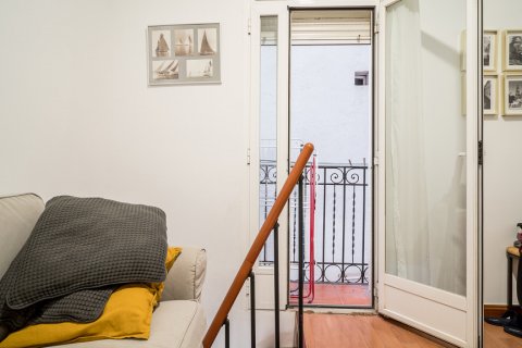 Apartment for sale in Madrid, Spain 1 bedroom, 46 sq.m. No. 61431 - photo 29