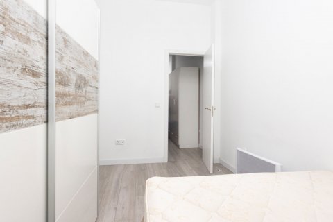 Apartment for sale in Madrid, Spain 3 bedrooms, 153 sq.m. No. 61100 - photo 21