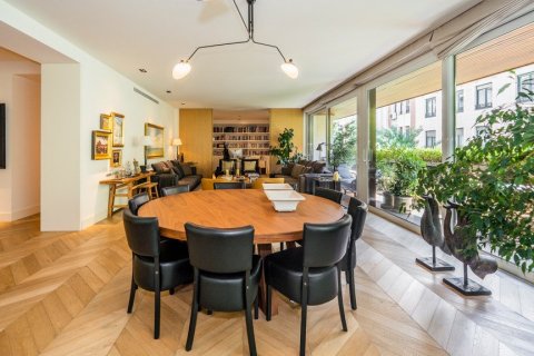 Apartment for sale Madrid, Spain 5 bedrooms, 408 sq.m. No. 61266 - photo 6
