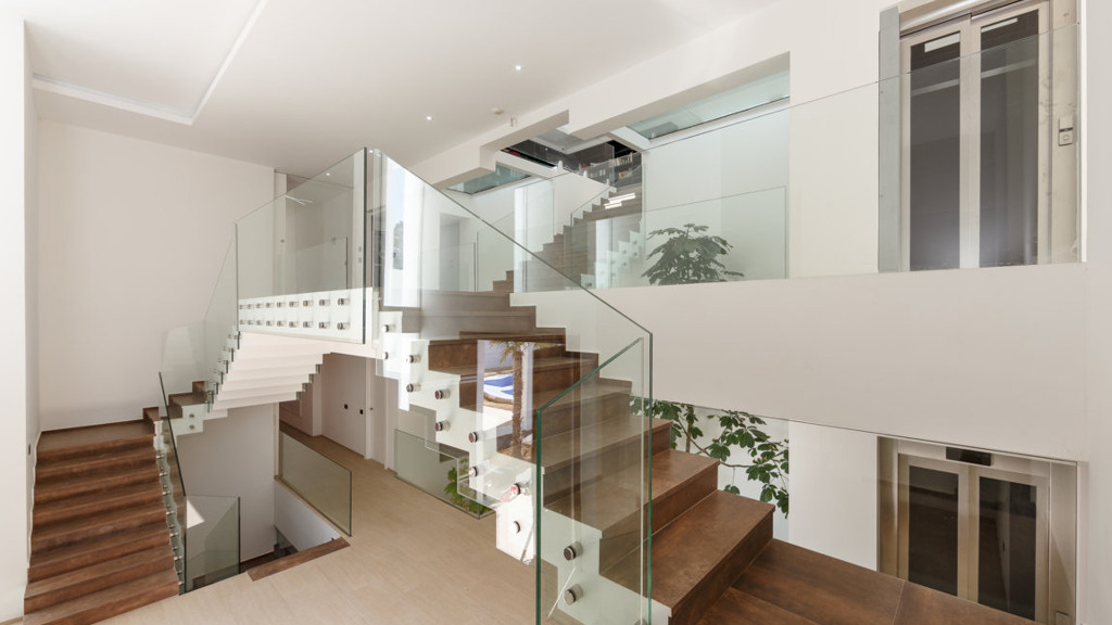 Villa San Roque, Cadiz, Spānijā 8 istabas, 1600 m2 Nr. 3270