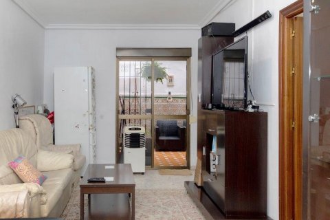 Townhouse for sale in Sevilla, Seville, Spain 6 bedrooms, 165 sq.m. No. 62998 - photo 26